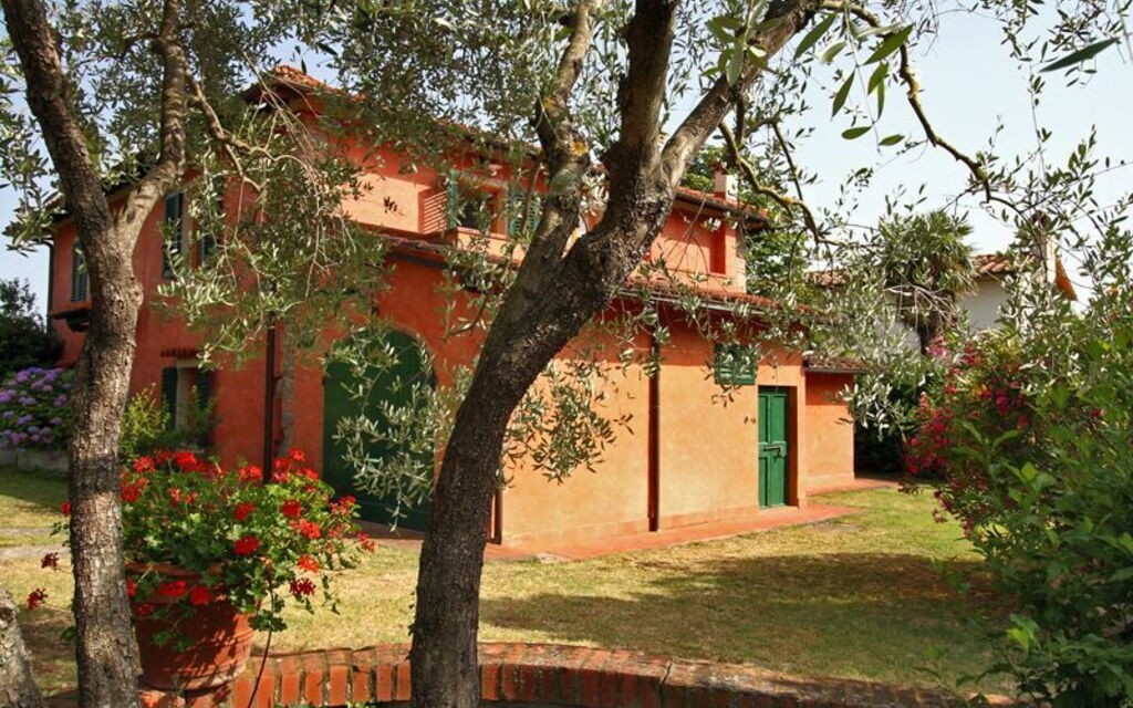 Villa Acacia: Esterni