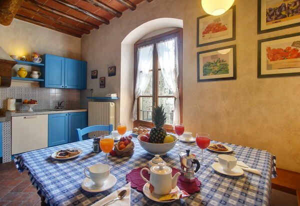 Villa Lucolena: Кухня