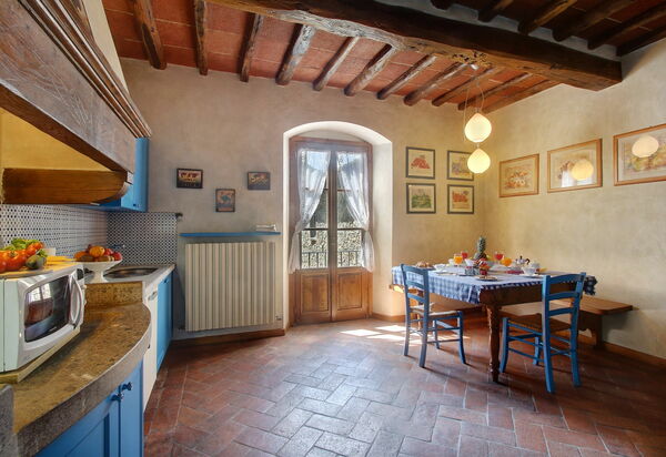 Villa Lucolena: Кухня