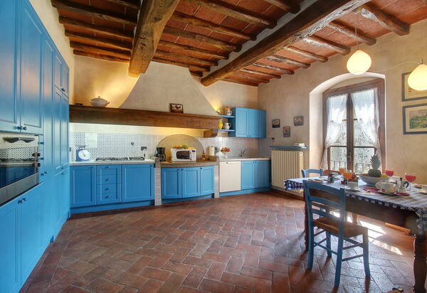 Villa Lucolena: Кухня