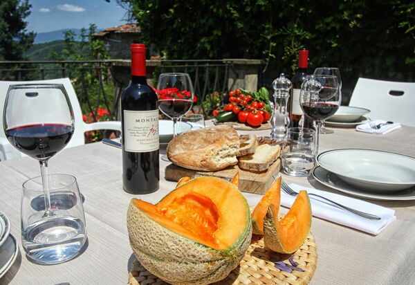 Villa Lucolena: Открытый