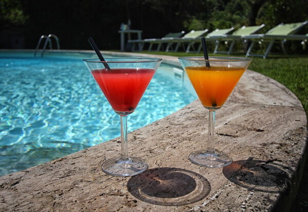 Villa Lucolena: бассейн