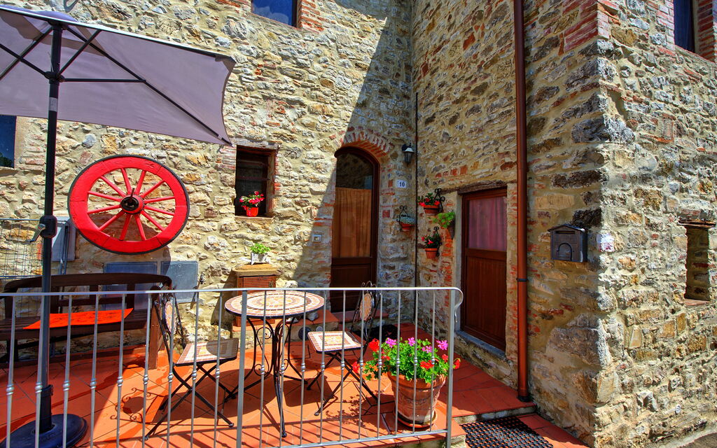 La Ruota: Balcony / Terrace / Patio, Building Exterior, Outdoor