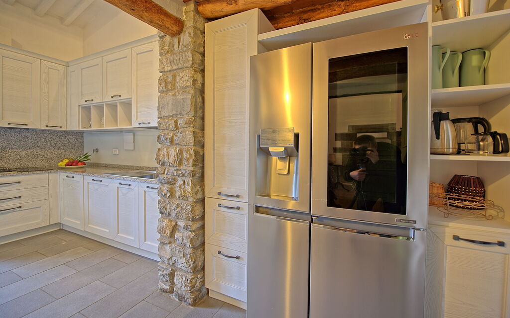 Villa Tenuta Lonciano: Kitchen