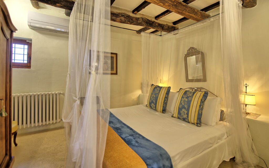 Villa Tenuta Lonciano: Bedroom