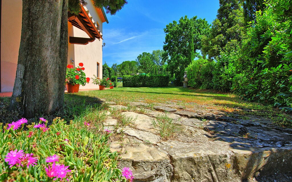 Villa Picchio: Garden, Outdoor