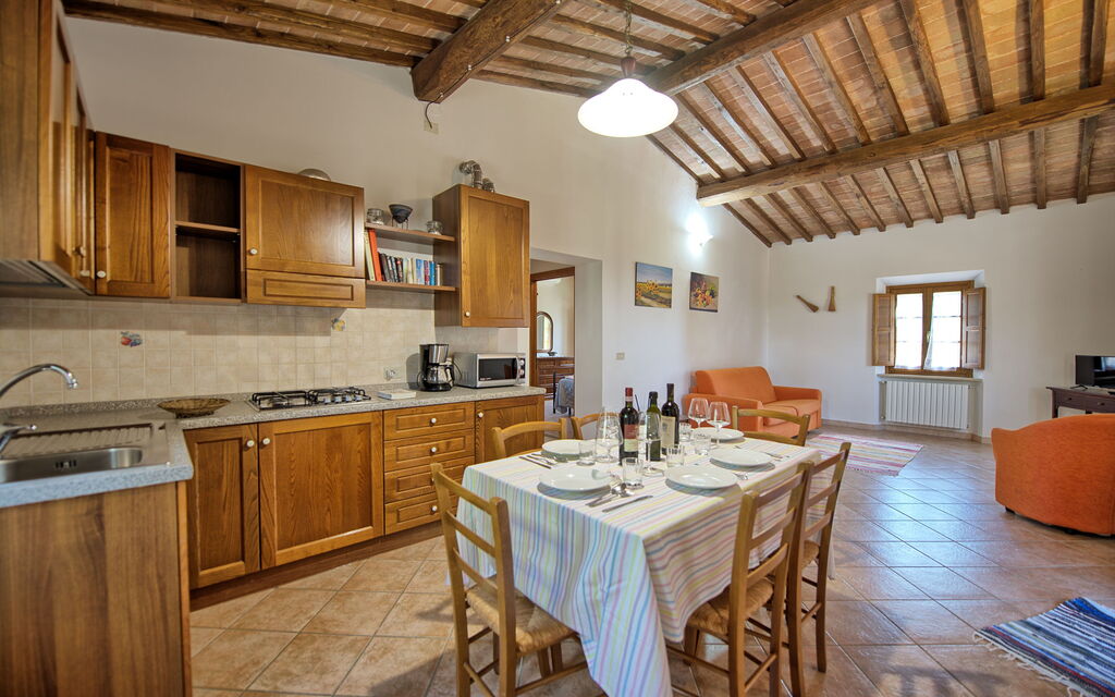 Villa Picchio: Dining Room, Kitchen, Living Room
