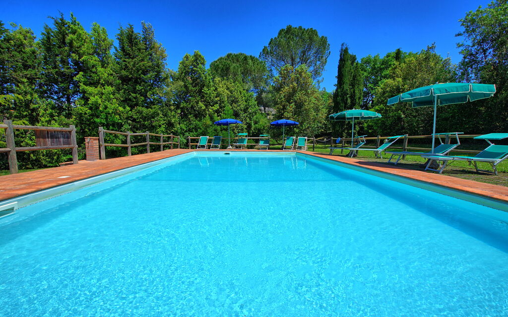 Villa Picchio: Outdoor, Pool