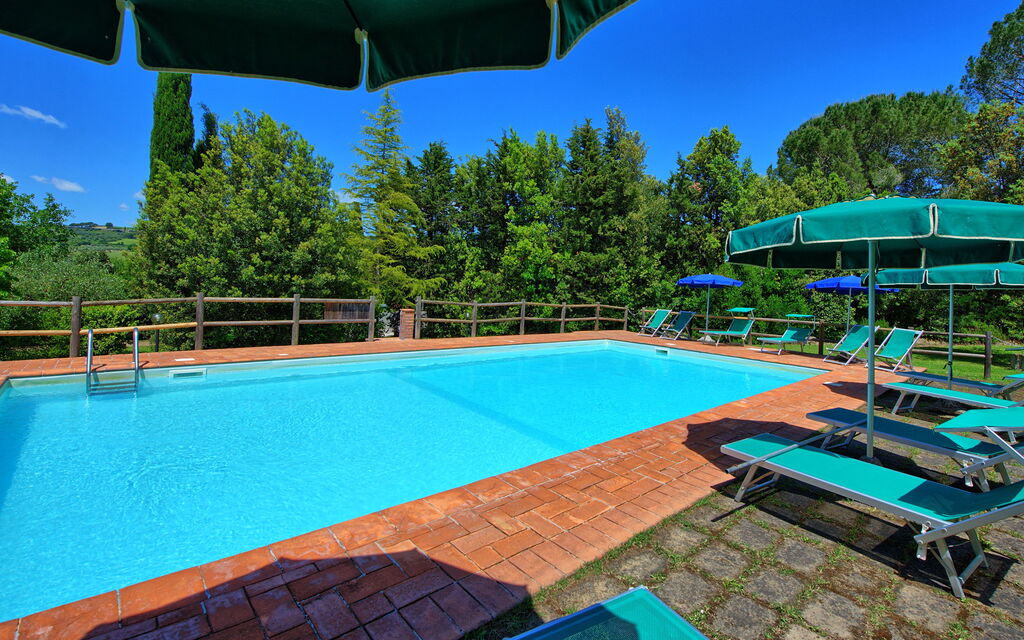 Villa Picchio: Outdoor, Pool