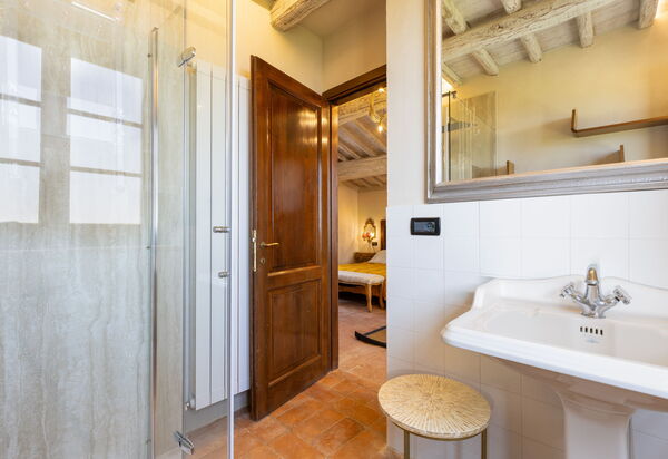 Villa San Michele: Bathroom