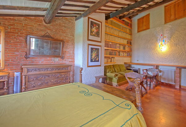 Villa Uccellaia: Schlafzimmer