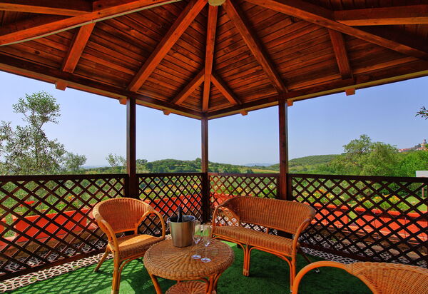 Villa Uccellaia: Balkon / Terrasse / Patio