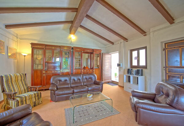 Villa Uccellaia: Wohnzimmer