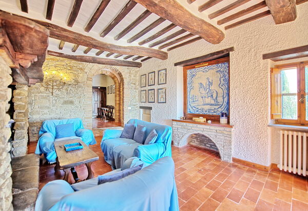 Villa Uccellaia: Wohnzimmer