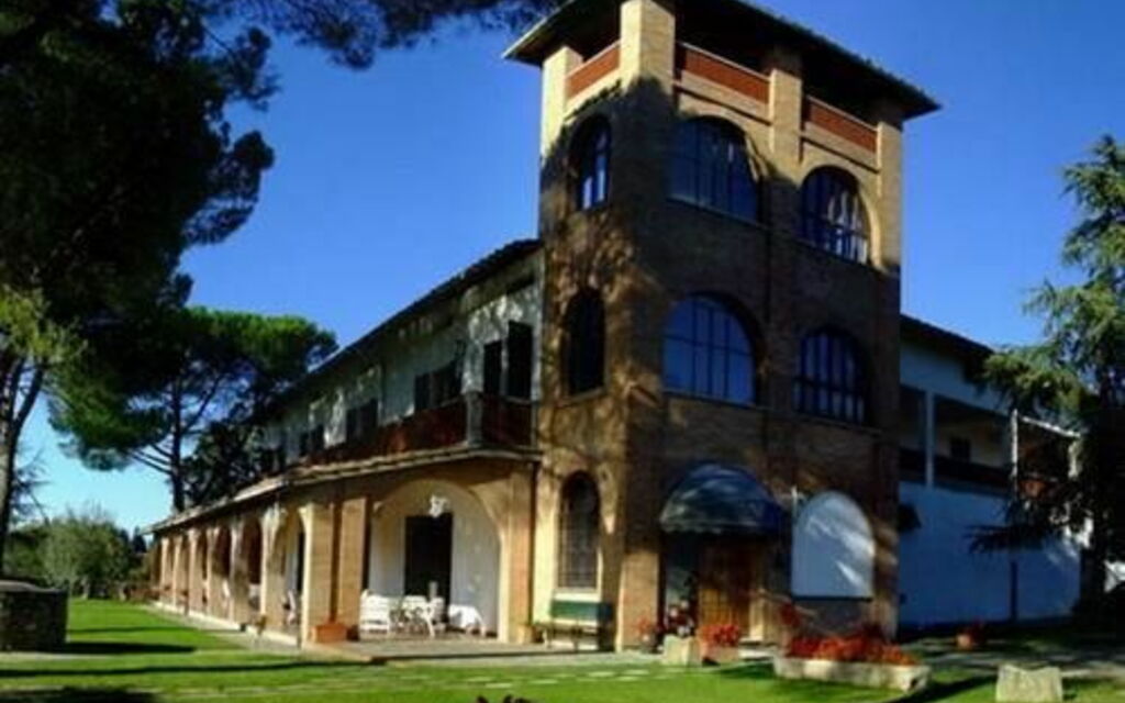 Villa Treppiè: Building Exterior, Garden