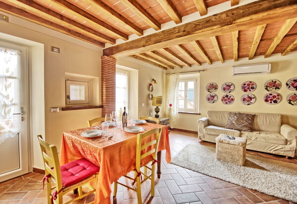 Flavia: Esszimmer, Wohnzimmer