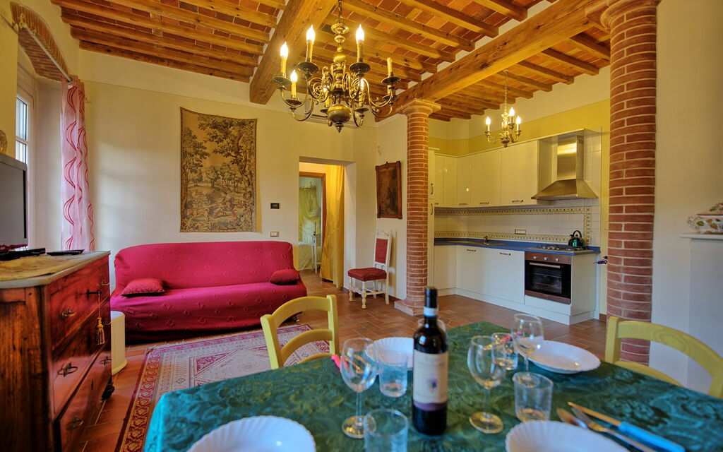 Flavia - : Frokostlokale, Køkken, Stue