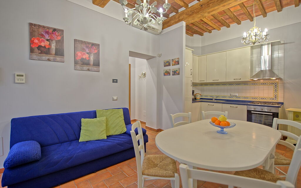 Flavia - : Frokostlokale, Køkken, Stue