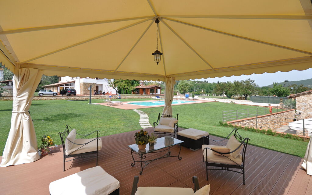 Flavia: Balcone / Terrazza / Patio, Giardino