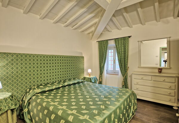 Montaione: Спальня