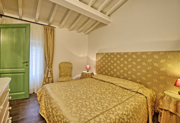 Montaione: Спальня