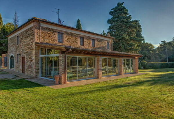 Montaione: Сад, Экстерьеры