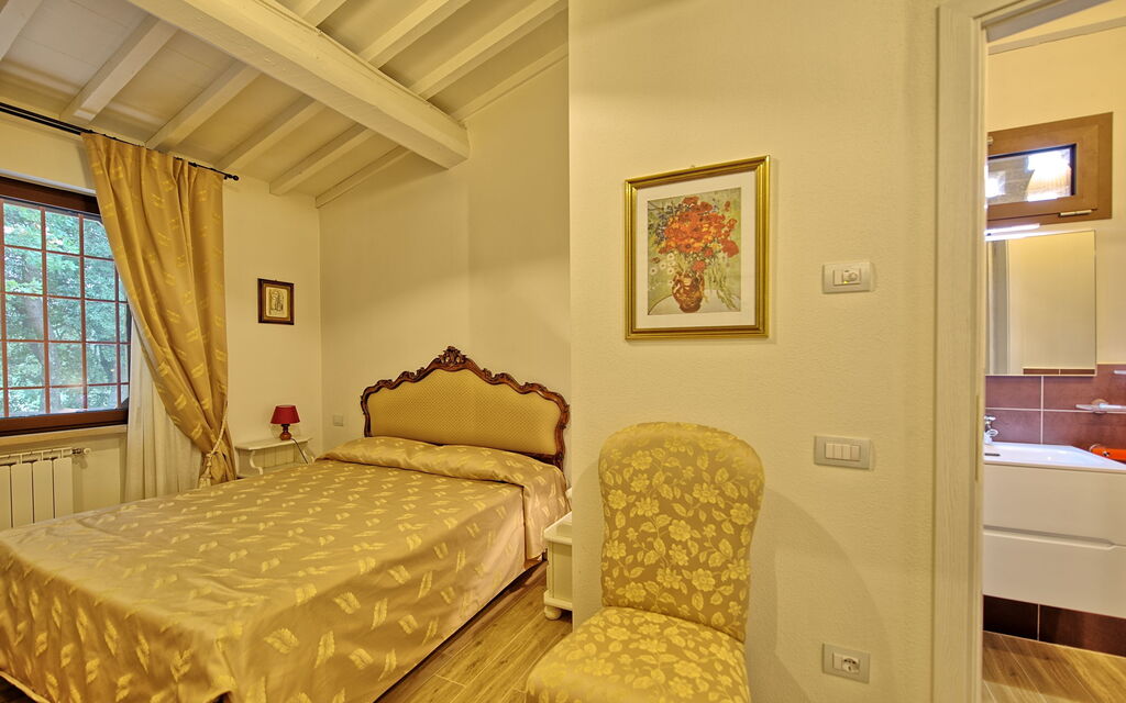 Montaione - : sovrum