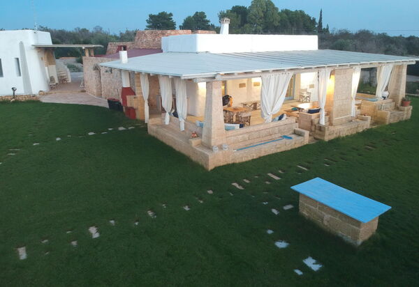 Trullo Torre Suda: Garten