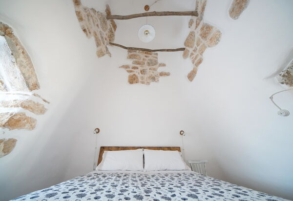 Trullo Torre Suda: Schlafzimmer