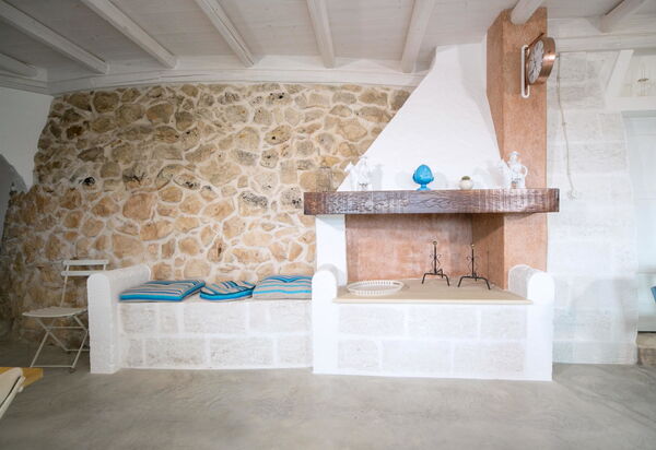 Trullo Torre Suda: Esszimmer, Küche