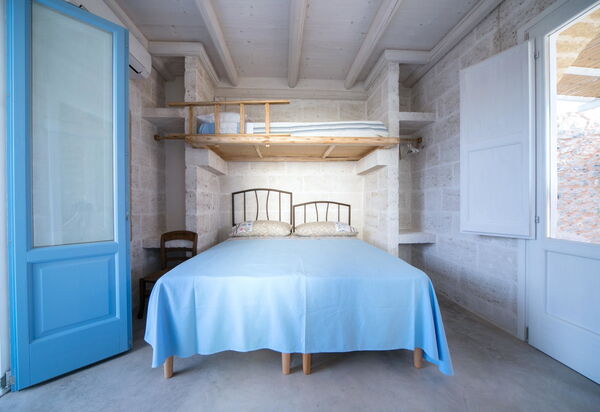 Trullo Torre Suda: Schlafzimmer