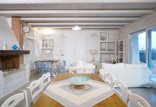 Trullo Torre Suda: Esszimmer, Küche