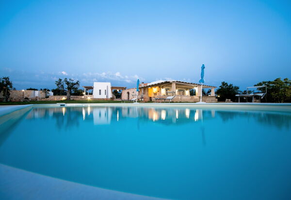 Trullo Torre Suda: Schwimmbad
