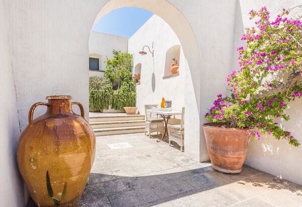 Tia Trullo: Extérieur