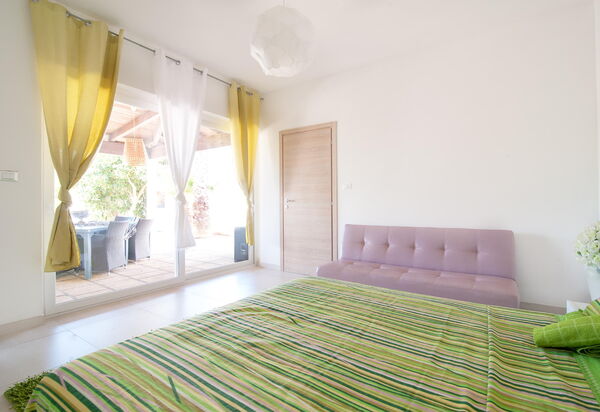 Cotriero: chambre à coucher, Extérieur