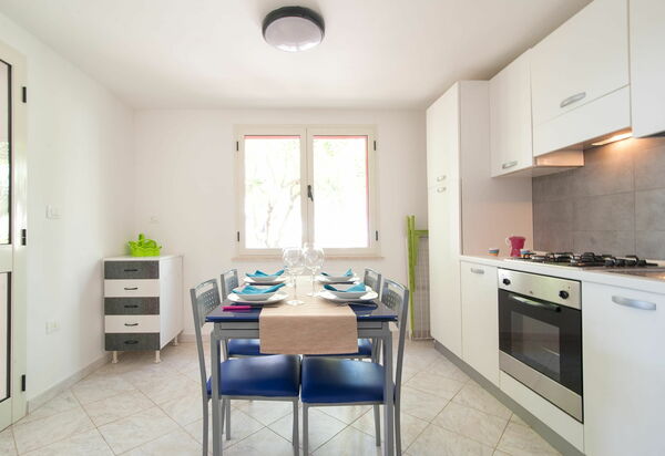 Cotriero: Cuisine, Salle à manger