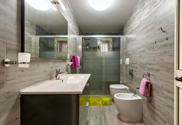 Cotriero: Salle de bain