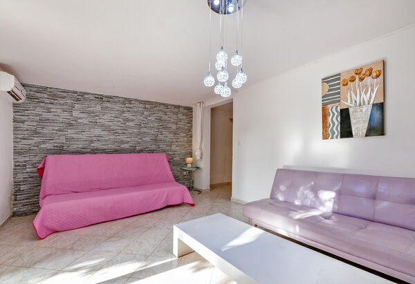 Cotriero: Autre salle