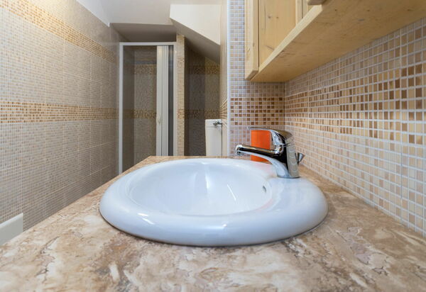 Villa Serena Maria: Badkamer