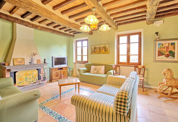 Villa Poggiospinoso: Гостиная