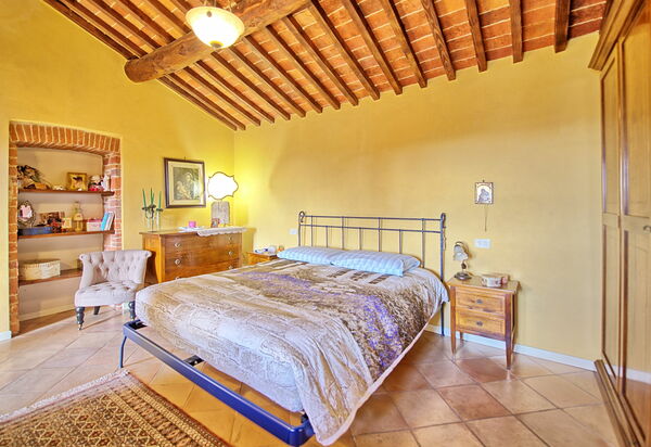 Villa Poggiospinoso: Спальня