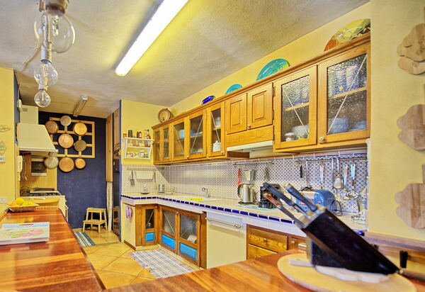 Villa Poggiospinoso: Кухня, Общая комната