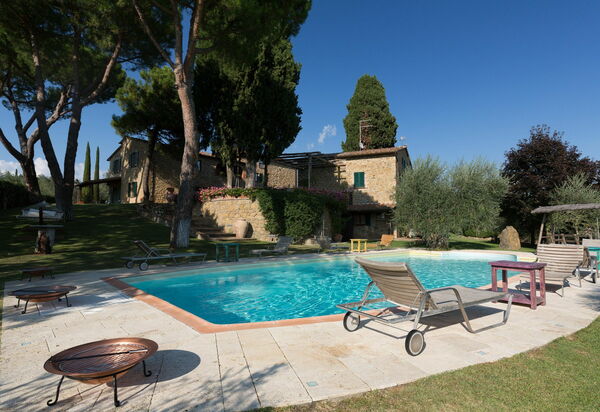 Villa Poggiospinoso: бассейн, Открытый