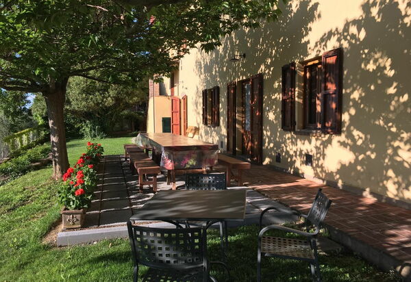 Tenuta Cambiano: Amenities, Garden, Outdoor
