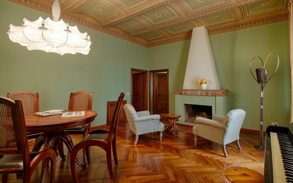 Tenuta Cambiano: Living Room
