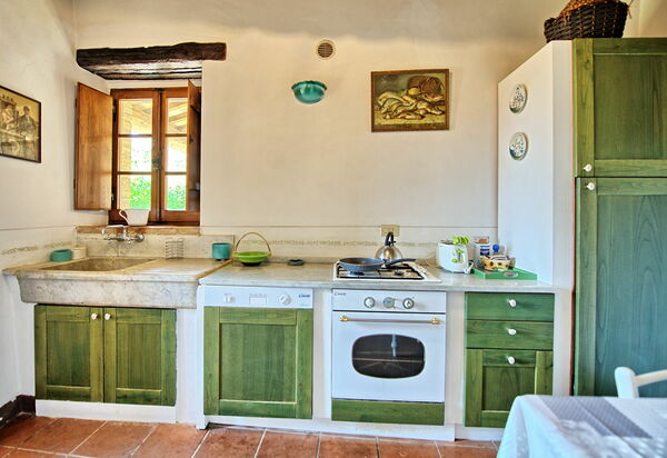 Villa Sarteano: Küche