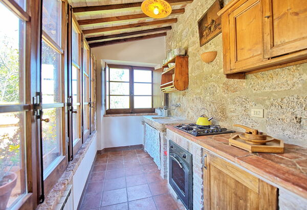 Villa Sarteano: Küche