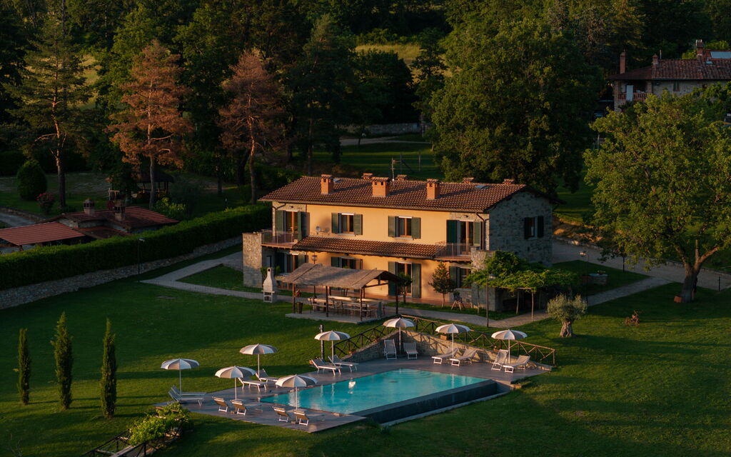 Casale Daniele: Building Exterior, Garden, Outdoor, Pool