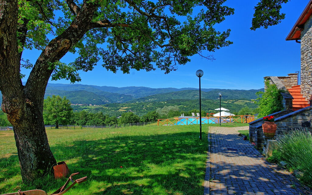 Casale Daniele: Outdoor