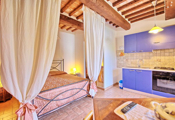 Casale Tiziano: Esszimmer, Küche, Schlafzimmer